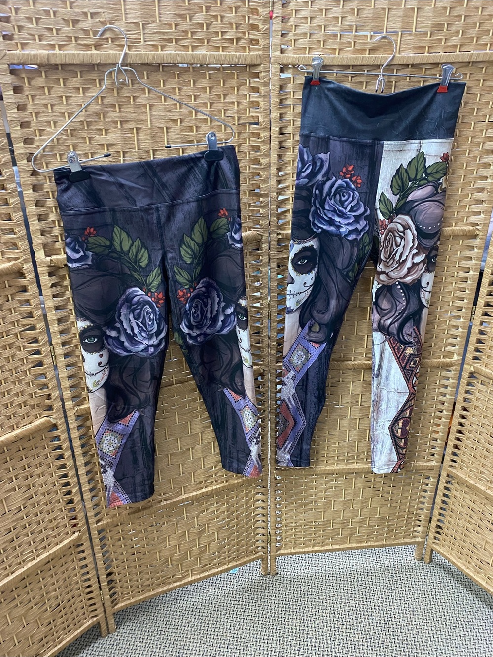 Eagle Rock Floral Skull Print Leggings - Black & Purple